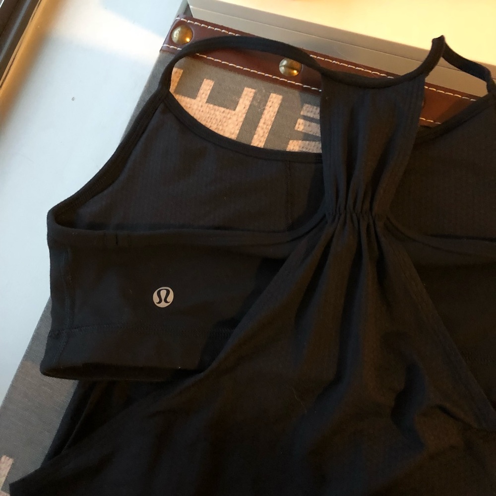 LULULEMON BLACK TOP with BRA 8
